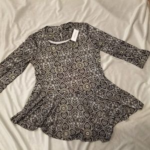 PATTERNED PEPLUM TOP